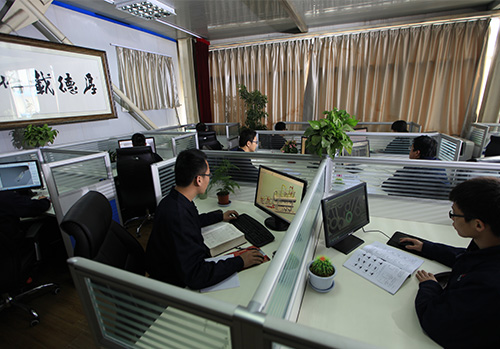 辦公(gong)室工作場景-航(hang)天泵閥