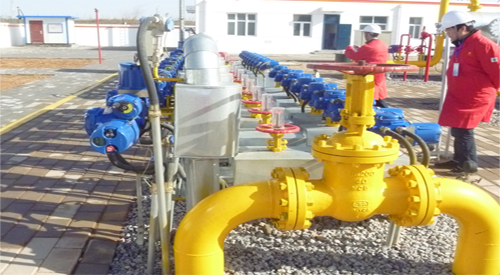 航天(tian)隔膜閥門現場(chǎng)試壓試漏圖