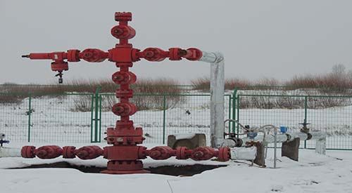 井口(kǒu)裝置用閥門維(wei)護 井口裝置用(yòng)閥門維護