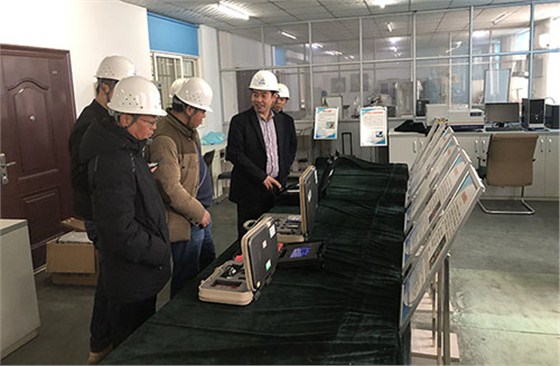 航(hang)天泵閥現(xian)場參觀1